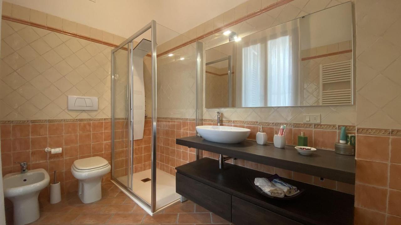 Indipendent Studio Apartment With Terrace - Parking Firenze Eksteriør billede