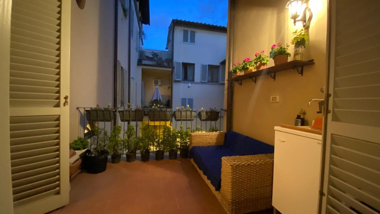 Indipendent Studio Apartment With Terrace - Parking Firenze Eksteriør billede