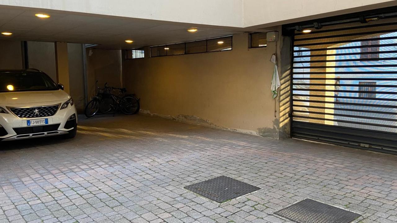 Indipendent Studio Apartment With Terrace - Parking Firenze Eksteriør billede