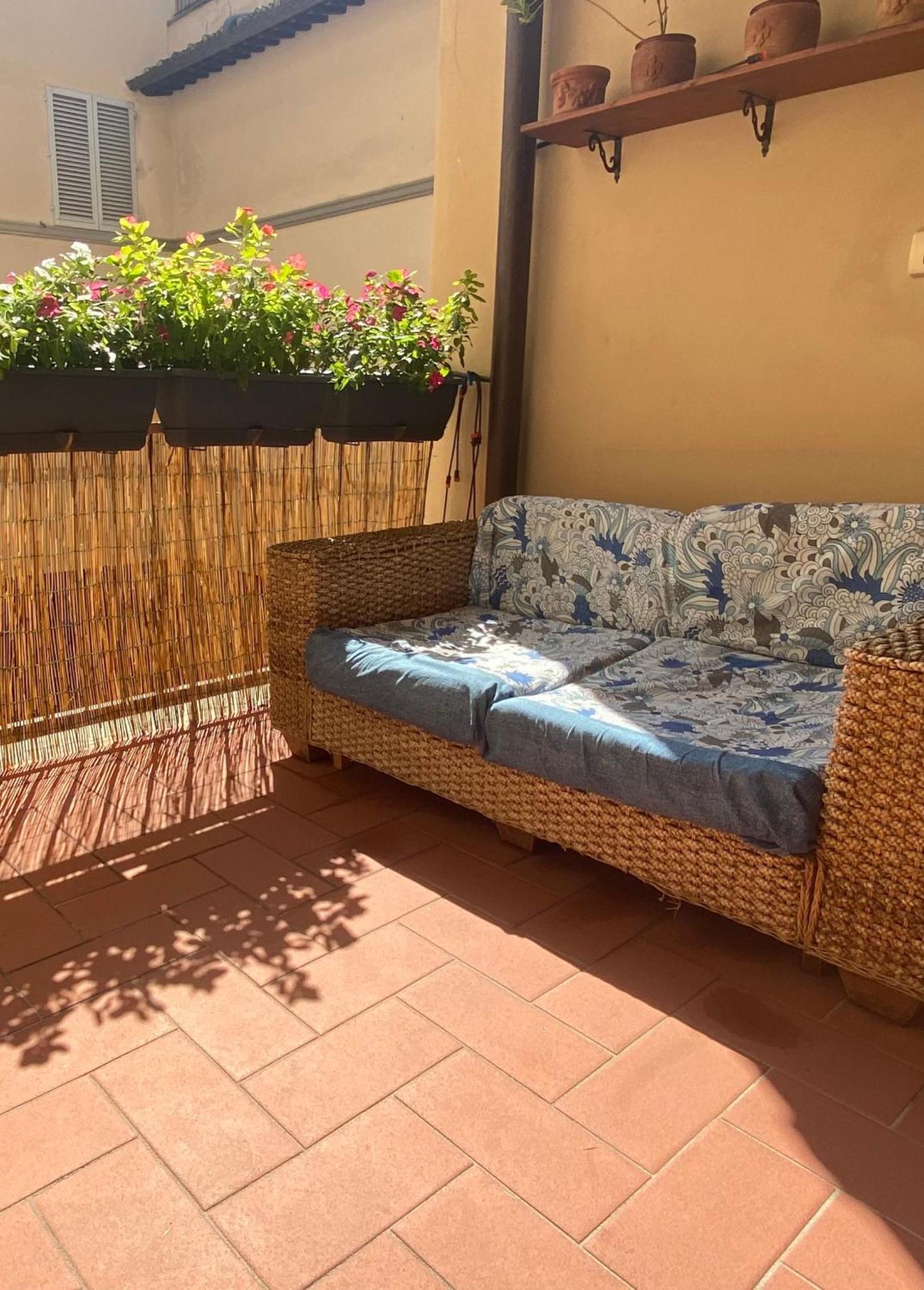 Indipendent Studio Apartment With Terrace - Parking Firenze Eksteriør billede
